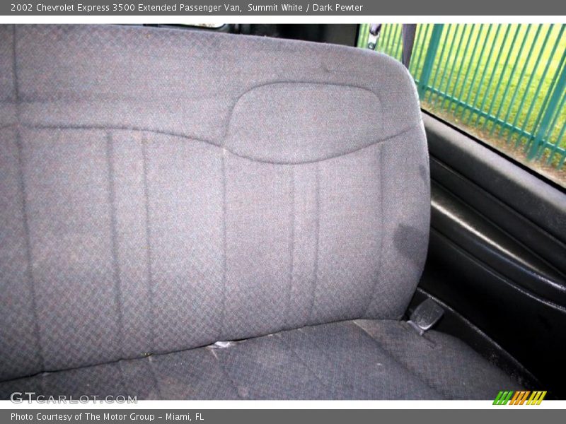 Summit White / Dark Pewter 2002 Chevrolet Express 3500 Extended Passenger Van
