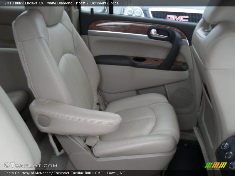  2010 Enclave CX Cashmere/Cocoa Interior