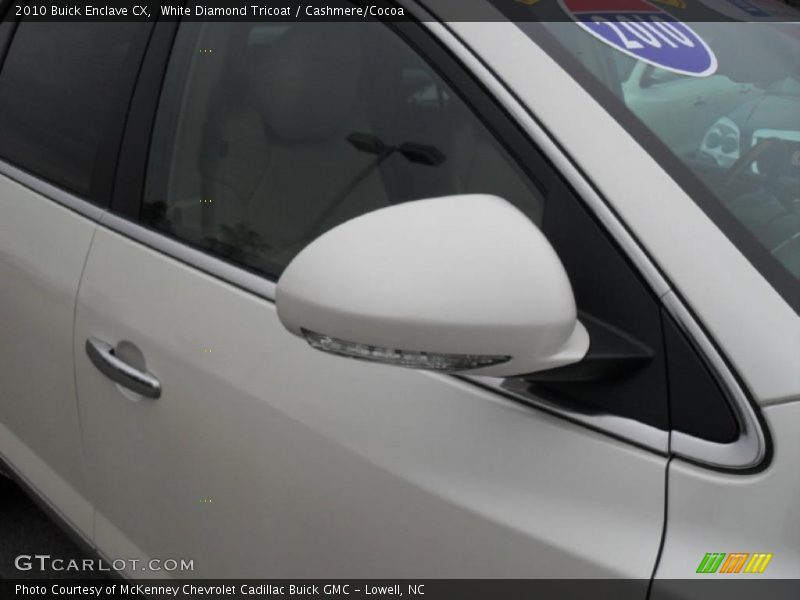 White Diamond Tricoat / Cashmere/Cocoa 2010 Buick Enclave CX