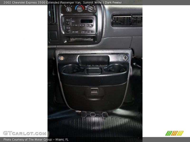 Summit White / Dark Pewter 2002 Chevrolet Express 3500 Extended Passenger Van