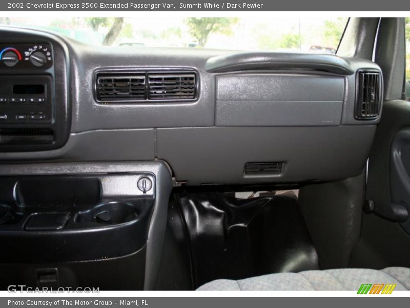 Summit White / Dark Pewter 2002 Chevrolet Express 3500 Extended Passenger Van