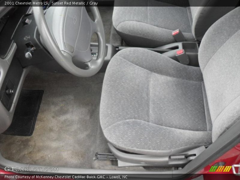  2001 Metro LSi Gray Interior