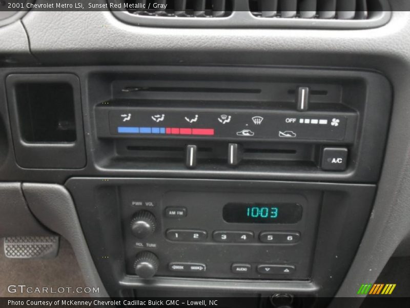 Controls of 2001 Metro LSi