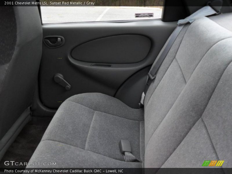 Sunset Red Metallic / Gray 2001 Chevrolet Metro LSi