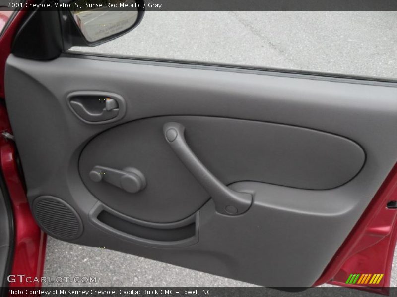 Sunset Red Metallic / Gray 2001 Chevrolet Metro LSi