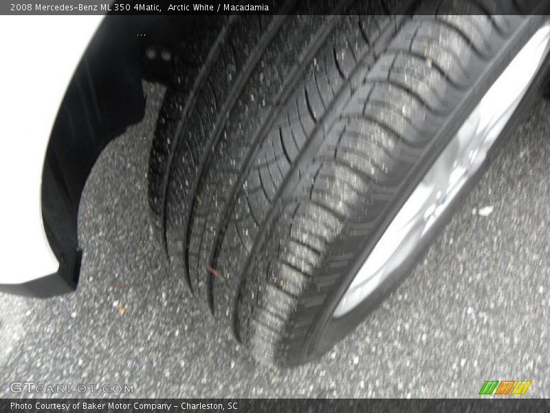 Arctic White / Macadamia 2008 Mercedes-Benz ML 350 4Matic