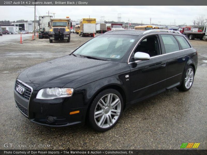 Front 3/4 View of 2007 S4 4.2 quattro Avant