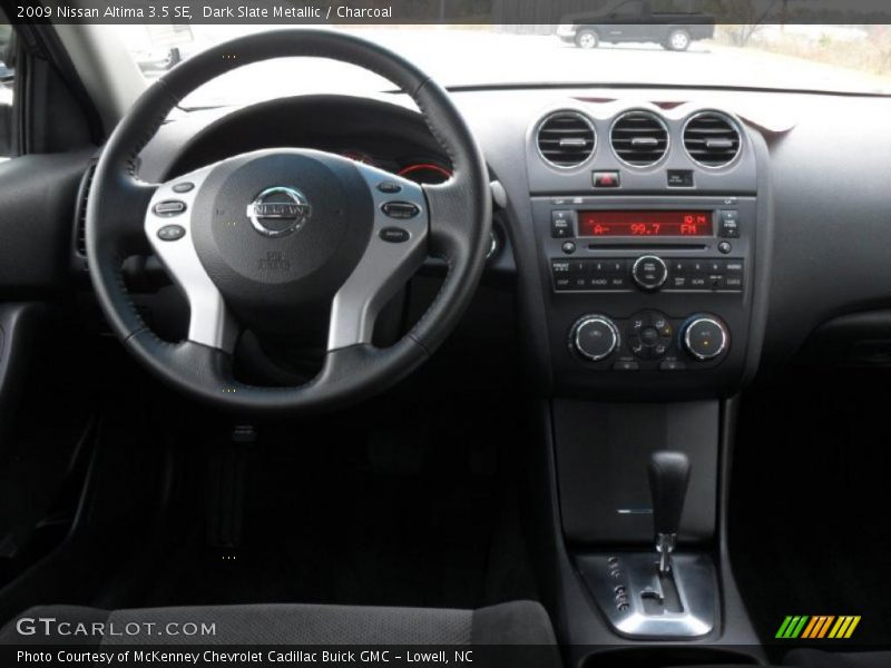 Dashboard of 2009 Altima 3.5 SE