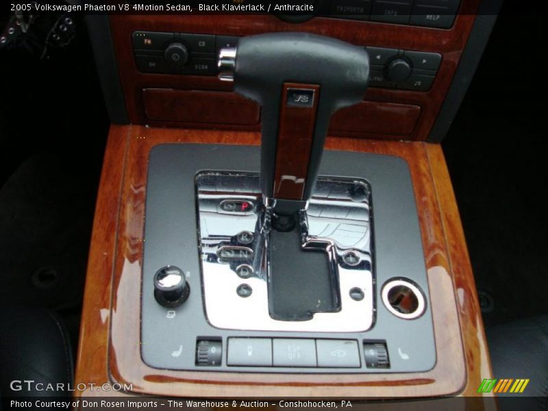  2005 Phaeton V8 4Motion Sedan 6 Speed Tiptronic Automatic Shifter