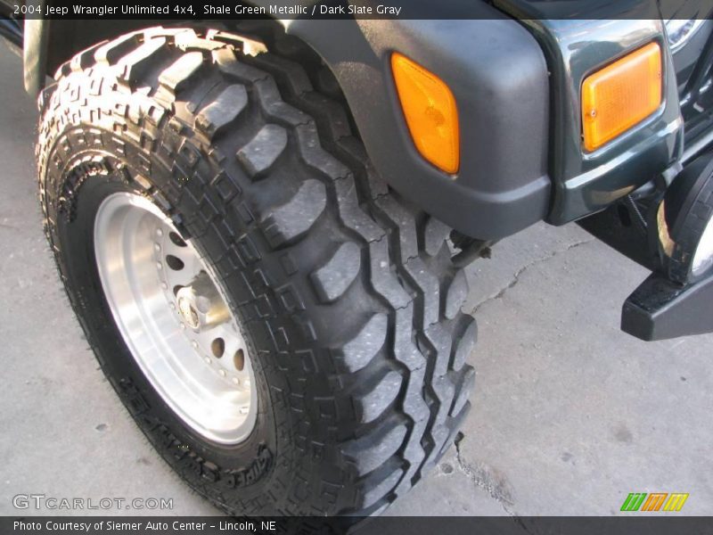 Shale Green Metallic / Dark Slate Gray 2004 Jeep Wrangler Unlimited 4x4