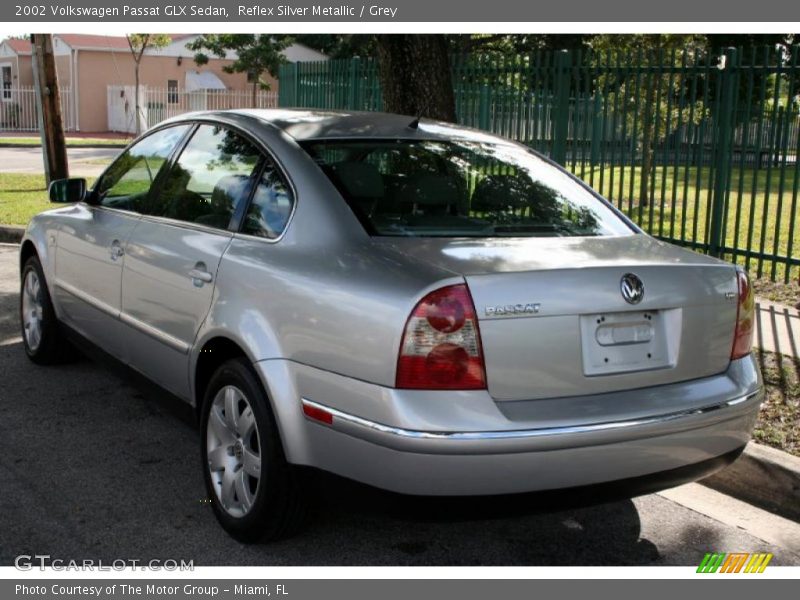 Reflex Silver Metallic / Grey 2002 Volkswagen Passat GLX Sedan