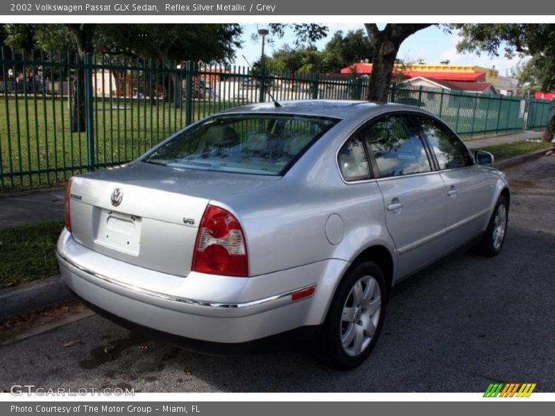 Reflex Silver Metallic / Grey 2002 Volkswagen Passat GLX Sedan