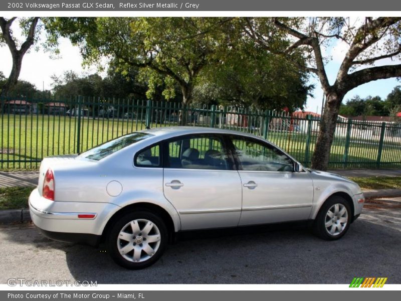 Reflex Silver Metallic / Grey 2002 Volkswagen Passat GLX Sedan