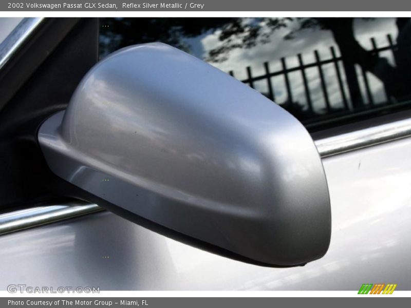 Reflex Silver Metallic / Grey 2002 Volkswagen Passat GLX Sedan