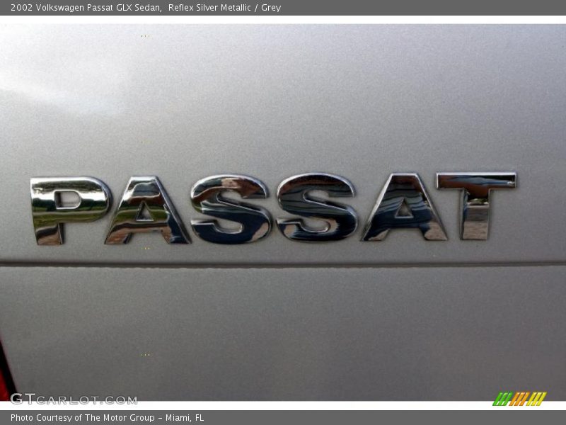 Reflex Silver Metallic / Grey 2002 Volkswagen Passat GLX Sedan