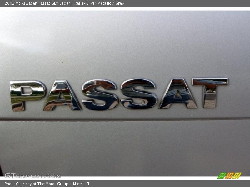 Reflex Silver Metallic / Grey 2002 Volkswagen Passat GLX Sedan