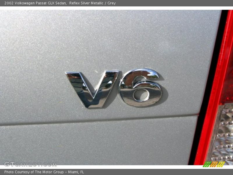 Reflex Silver Metallic / Grey 2002 Volkswagen Passat GLX Sedan