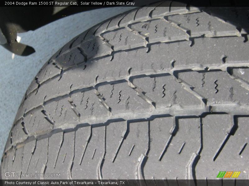 Solar Yellow / Dark Slate Gray 2004 Dodge Ram 1500 ST Regular Cab