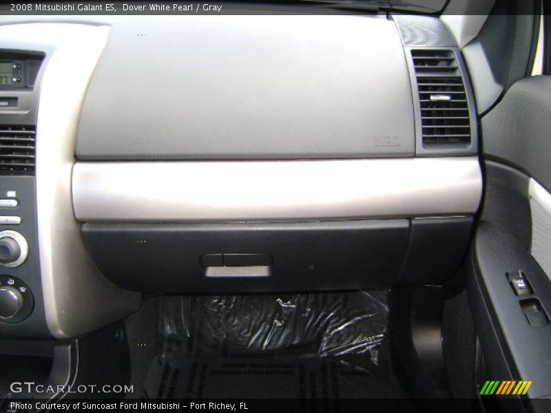 Dover White Pearl / Gray 2008 Mitsubishi Galant ES