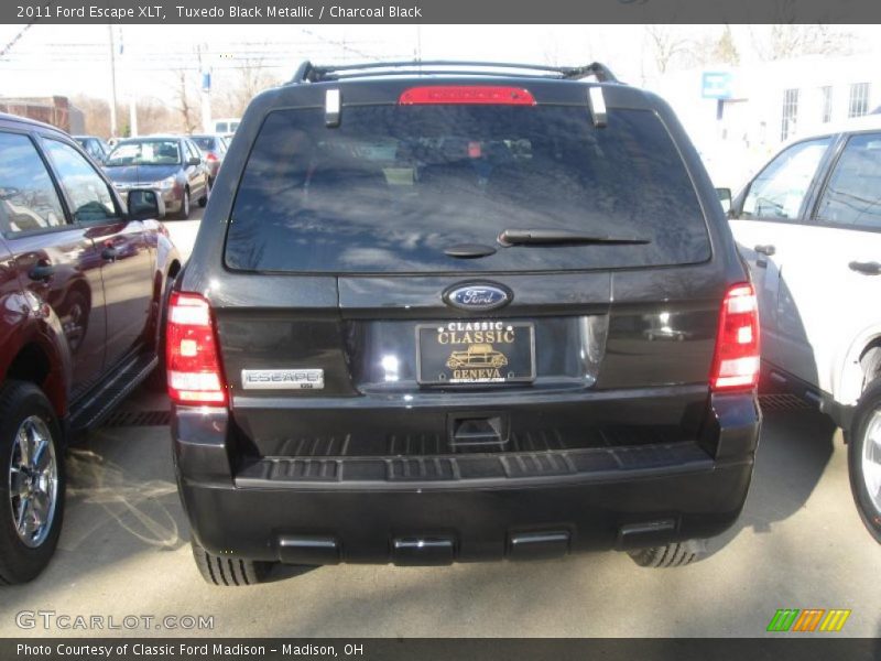 Tuxedo Black Metallic / Charcoal Black 2011 Ford Escape XLT
