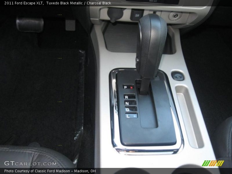 Tuxedo Black Metallic / Charcoal Black 2011 Ford Escape XLT