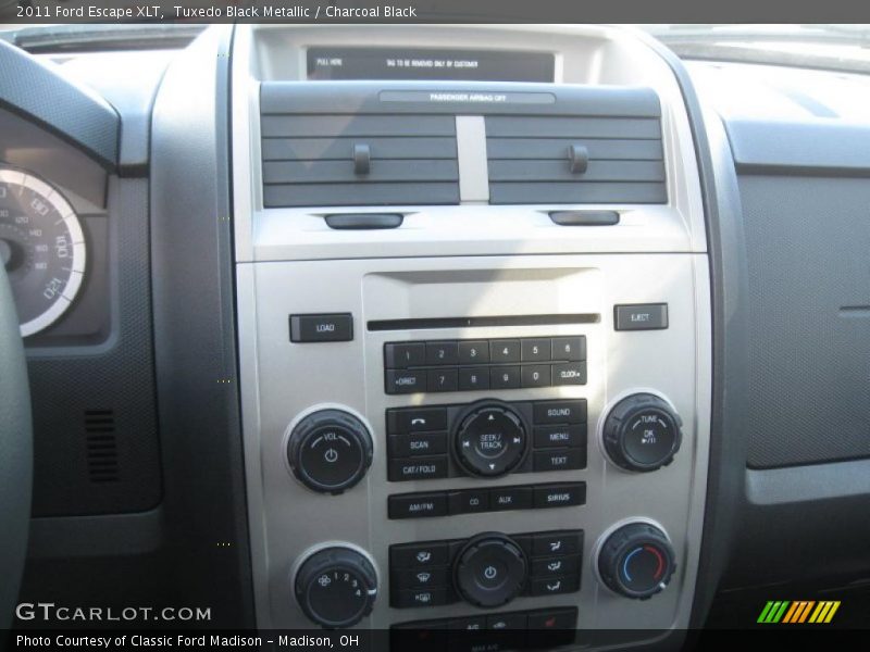 Tuxedo Black Metallic / Charcoal Black 2011 Ford Escape XLT