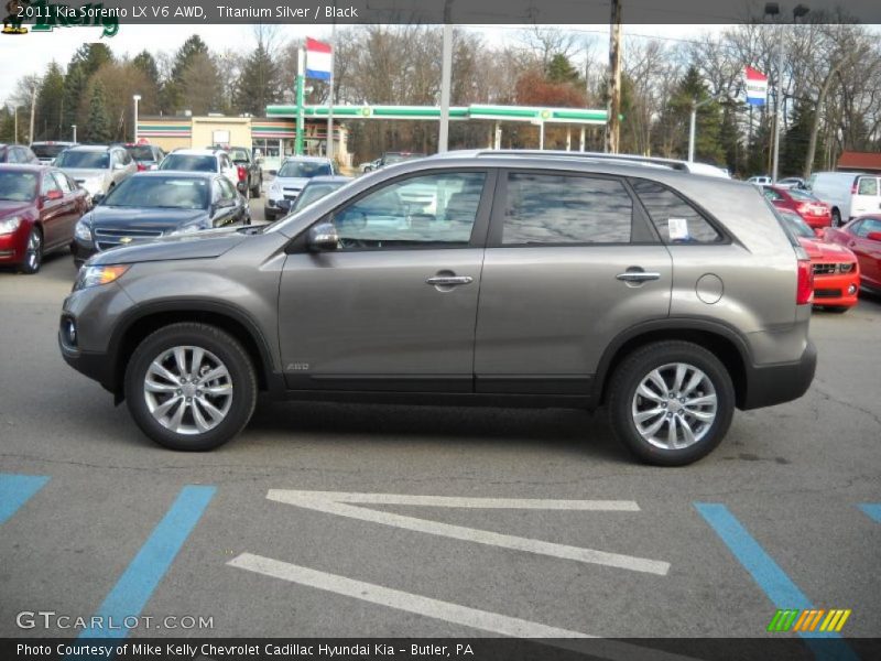 Titanium Silver / Black 2011 Kia Sorento LX V6 AWD