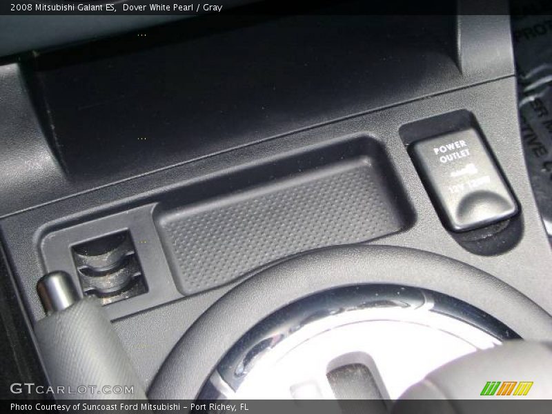 Dover White Pearl / Gray 2008 Mitsubishi Galant ES