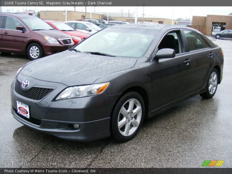 Magnetic Gray Metallic / Dark Charcoal 2008 Toyota Camry SE