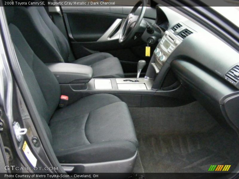 Magnetic Gray Metallic / Dark Charcoal 2008 Toyota Camry SE