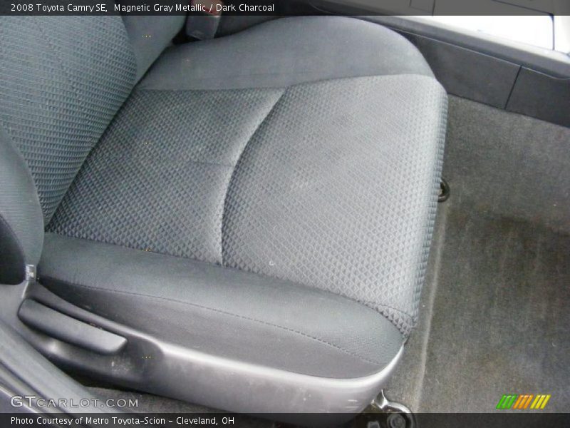 Magnetic Gray Metallic / Dark Charcoal 2008 Toyota Camry SE