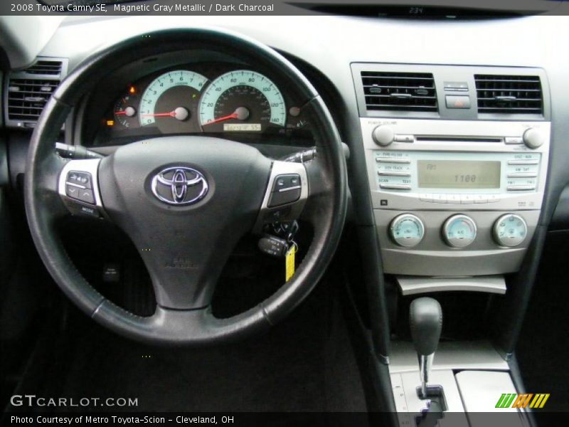Magnetic Gray Metallic / Dark Charcoal 2008 Toyota Camry SE