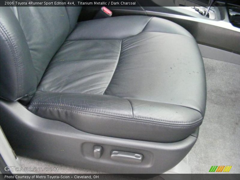 Titanium Metallic / Dark Charcoal 2006 Toyota 4Runner Sport Edition 4x4