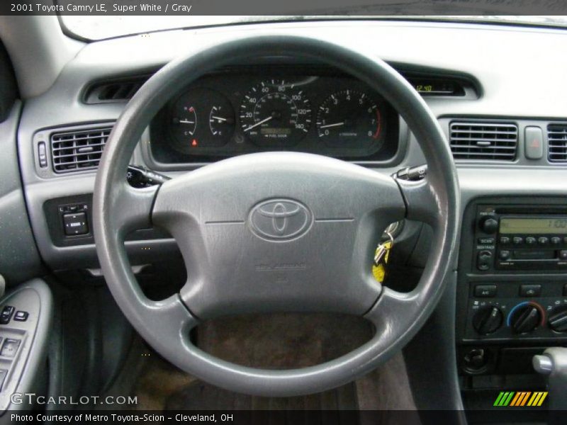 Super White / Gray 2001 Toyota Camry LE