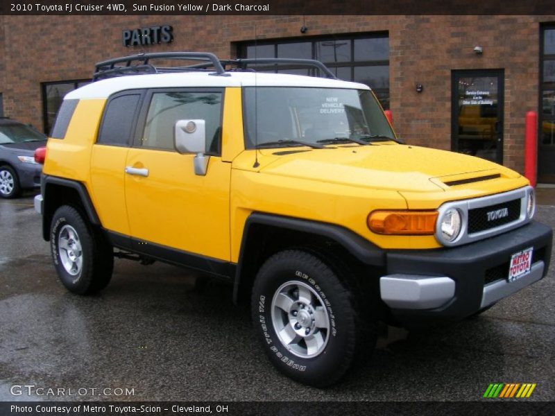 Sun Fusion Yellow / Dark Charcoal 2010 Toyota FJ Cruiser 4WD