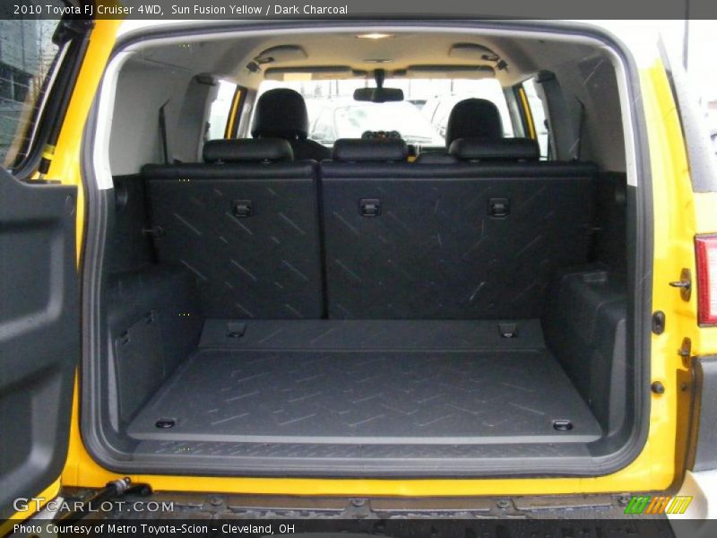Sun Fusion Yellow / Dark Charcoal 2010 Toyota FJ Cruiser 4WD