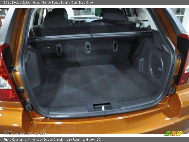  2011 Caliber Heat Trunk