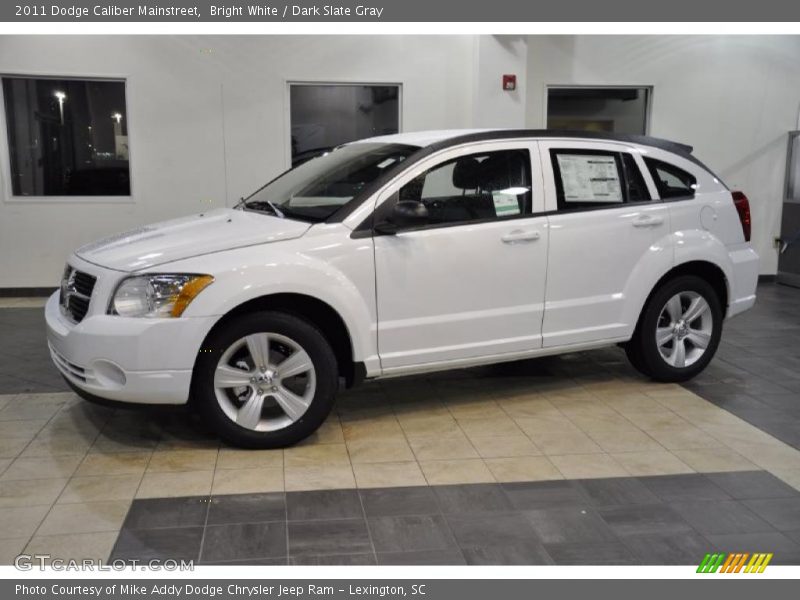 Bright White / Dark Slate Gray 2011 Dodge Caliber Mainstreet