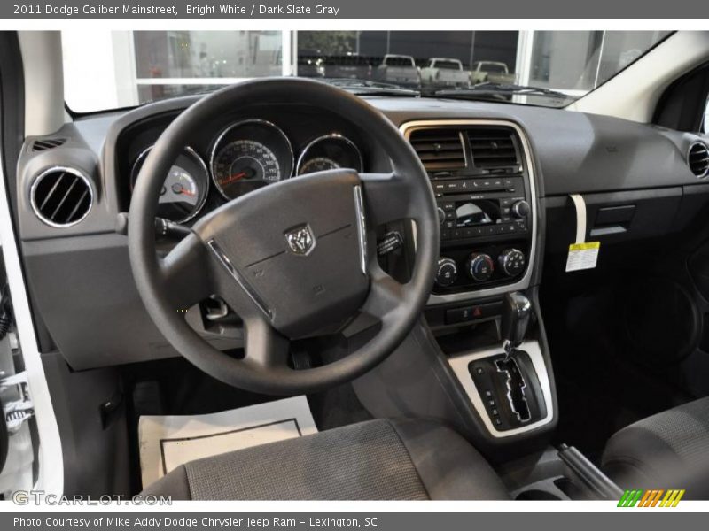 Bright White / Dark Slate Gray 2011 Dodge Caliber Mainstreet