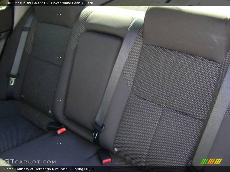 Dover White Pearl / Black 2007 Mitsubishi Galant ES