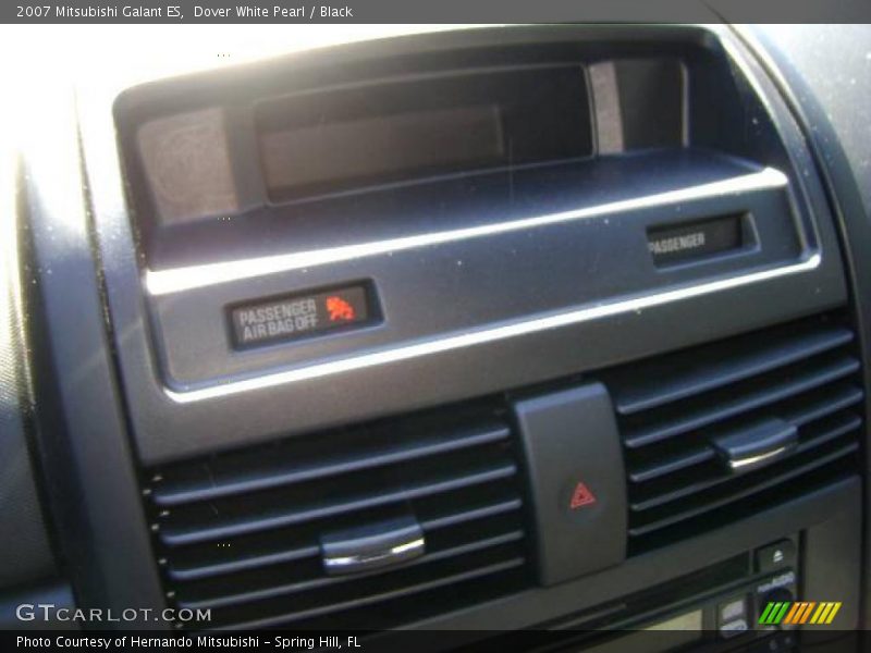 Dover White Pearl / Black 2007 Mitsubishi Galant ES