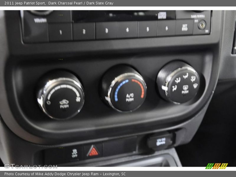 Dark Charcoal Pearl / Dark Slate Gray 2011 Jeep Patriot Sport