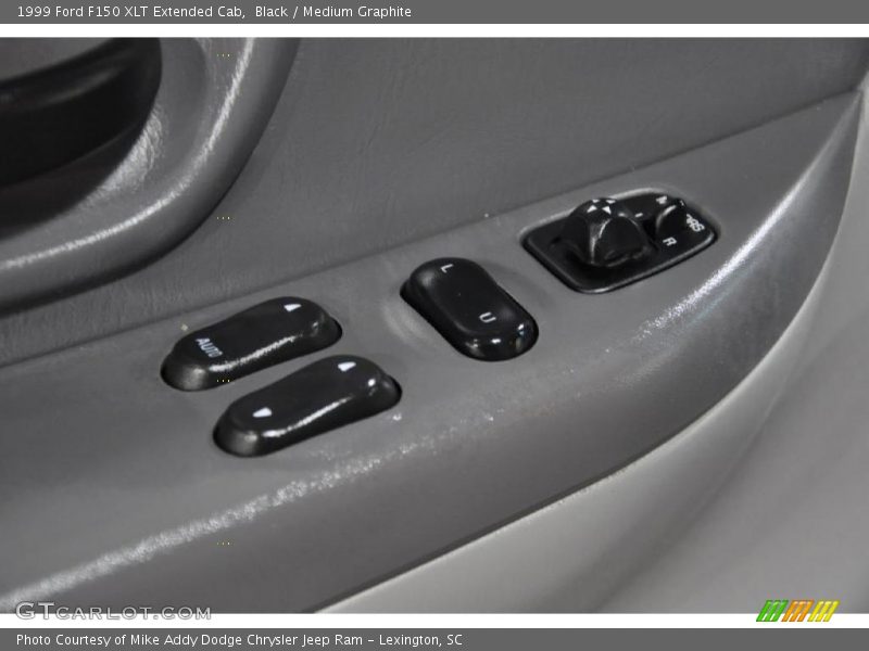 Black / Medium Graphite 1999 Ford F150 XLT Extended Cab