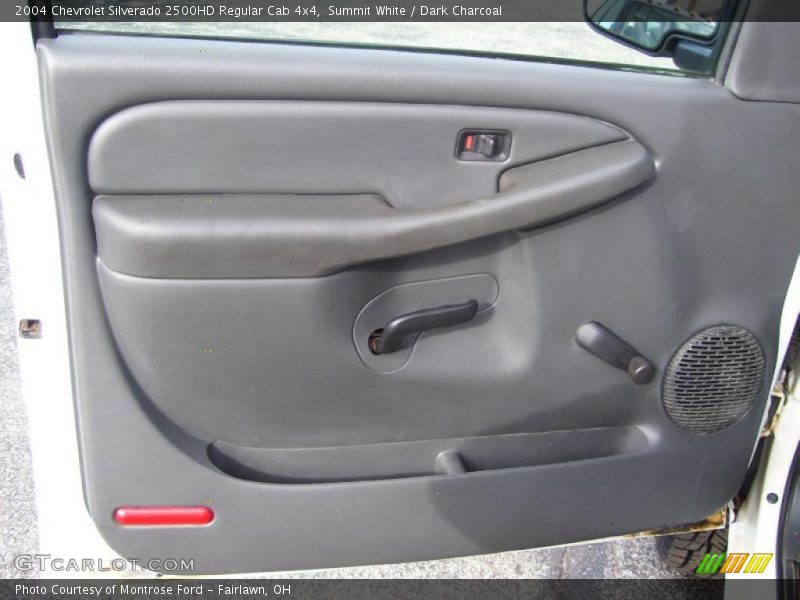 Summit White / Dark Charcoal 2004 Chevrolet Silverado 2500HD Regular Cab 4x4