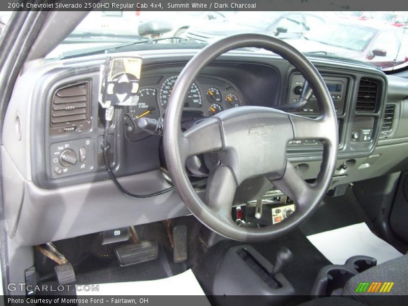 Summit White / Dark Charcoal 2004 Chevrolet Silverado 2500HD Regular Cab 4x4