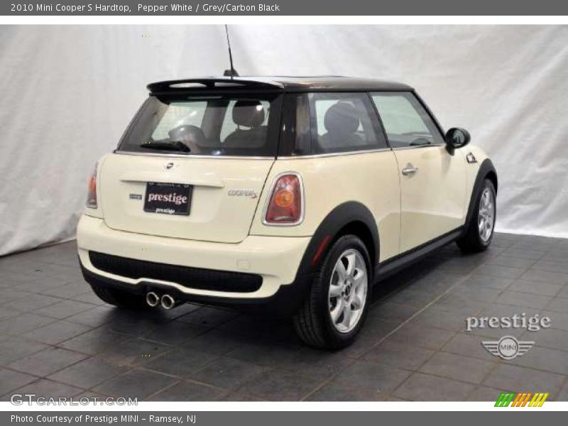 Pepper White / Grey/Carbon Black 2010 Mini Cooper S Hardtop