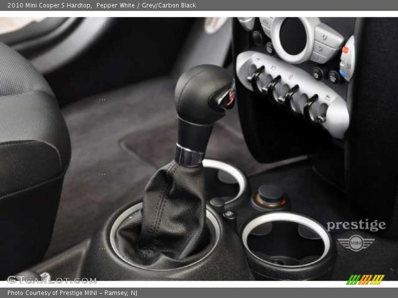 Pepper White / Grey/Carbon Black 2010 Mini Cooper S Hardtop