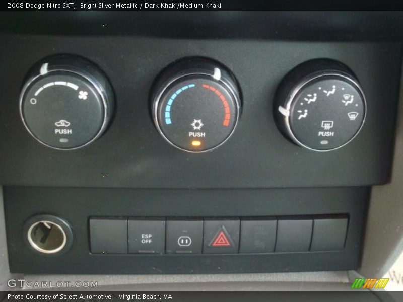 Bright Silver Metallic / Dark Khaki/Medium Khaki 2008 Dodge Nitro SXT