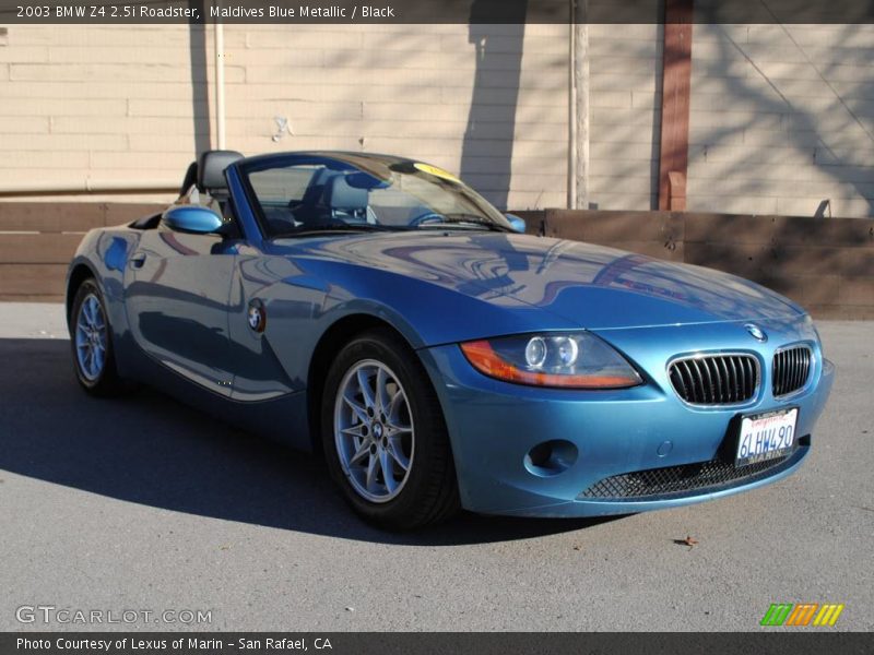 Front 3/4 View of 2003 Z4 2.5i Roadster