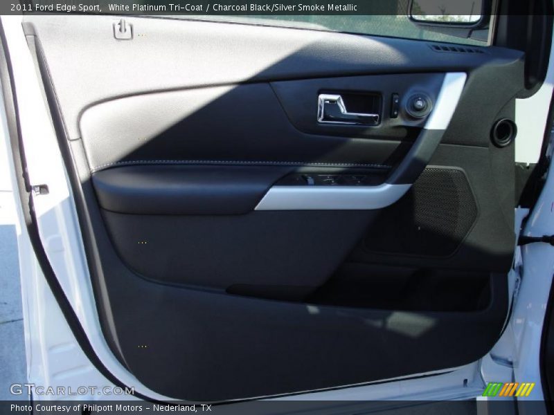 Door Panel of 2011 Edge Sport